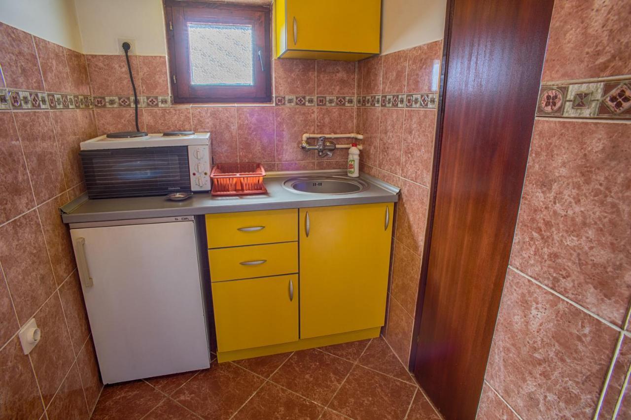 זבליאק Guest House Jezera מראה חיצוני תמונה