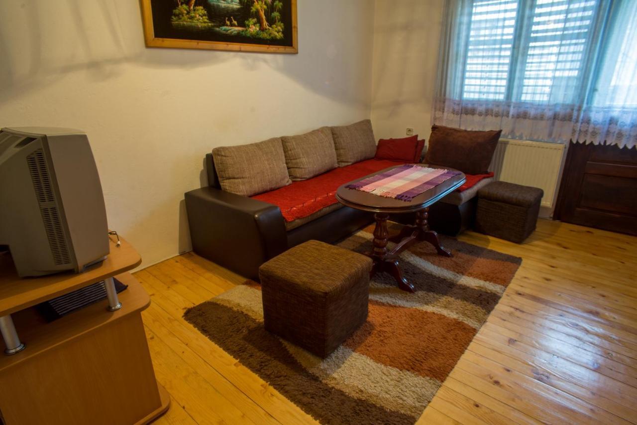 זבליאק Guest House Jezera מראה חיצוני תמונה